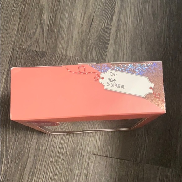 SOLD- EOS set new with tags - Picture 2 of 2